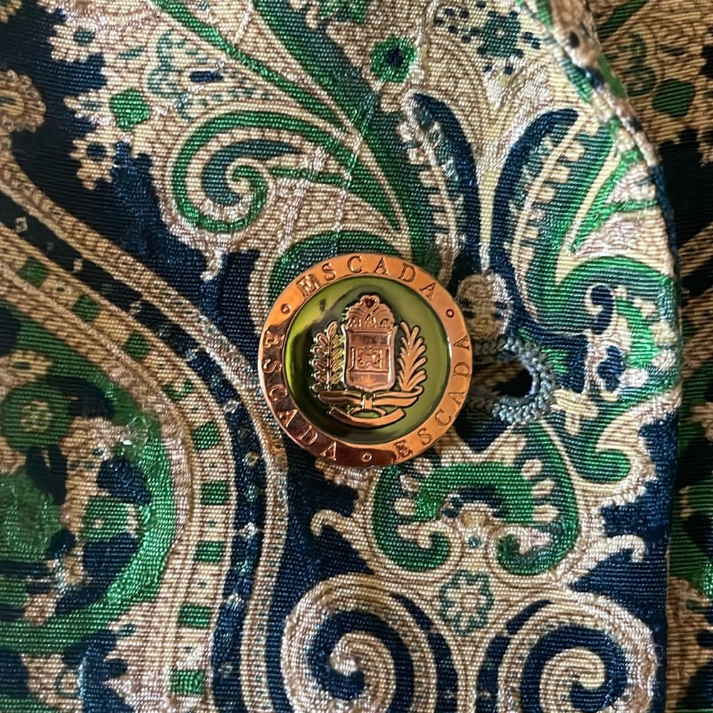 Vintage Escada | Green Paisley Blazer with Notched Lapels - Picture 5 of 8